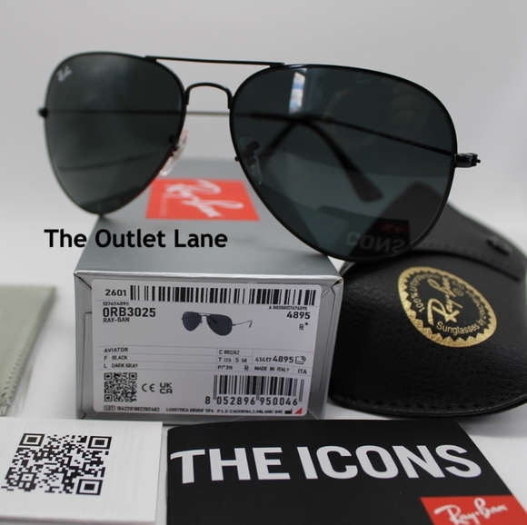 Model Display Ray-Ban Aviator Black Classic RB3025 - Picture 3 of 16